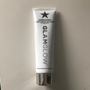 GLAMGLOW Supercleanse cleanser